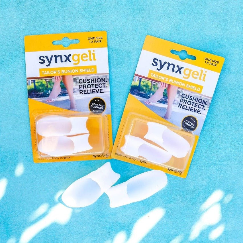 packet of synxgeli Tailor's Bunion Shields for bunion deformities and overlapping fourth & fifth toes