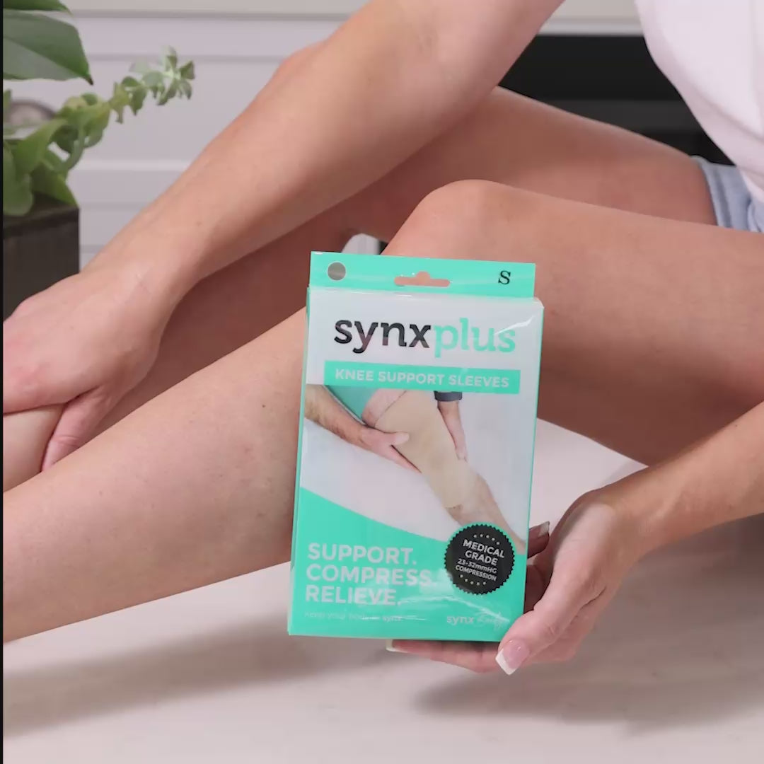 video of synxplus knee support sleeves, bursitis, tendonitis, meniscus injury, patellofemoral pain, runner's knee