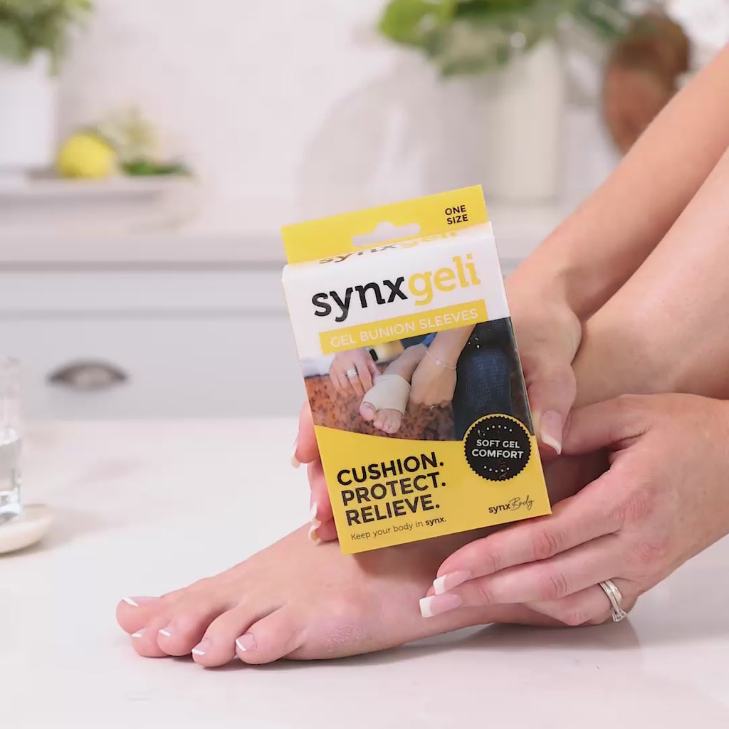 video of lady pulling on a synxgeli bunion sleeve to treat bunions and bony prominences by protecting and relieving soft tissue and the big toe joint from unwanted stress